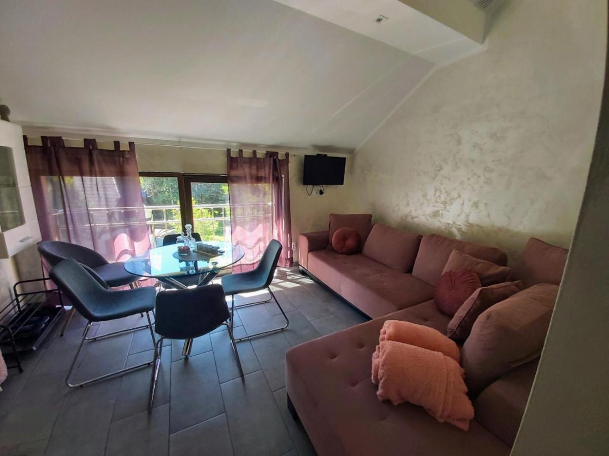 Apartmani Nevena ดิฟชิบาเร ภายนอก รูปภาพ