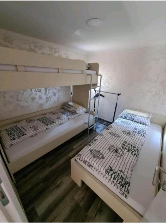 Apartmani Nevena ดิฟชิบาเร ภายนอก รูปภาพ